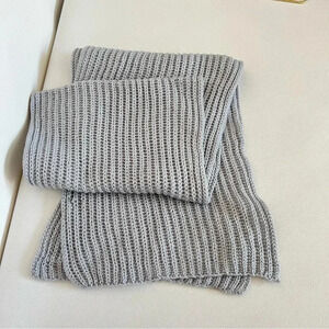 Style & Co Gray Knit Scarf With Silver Treads